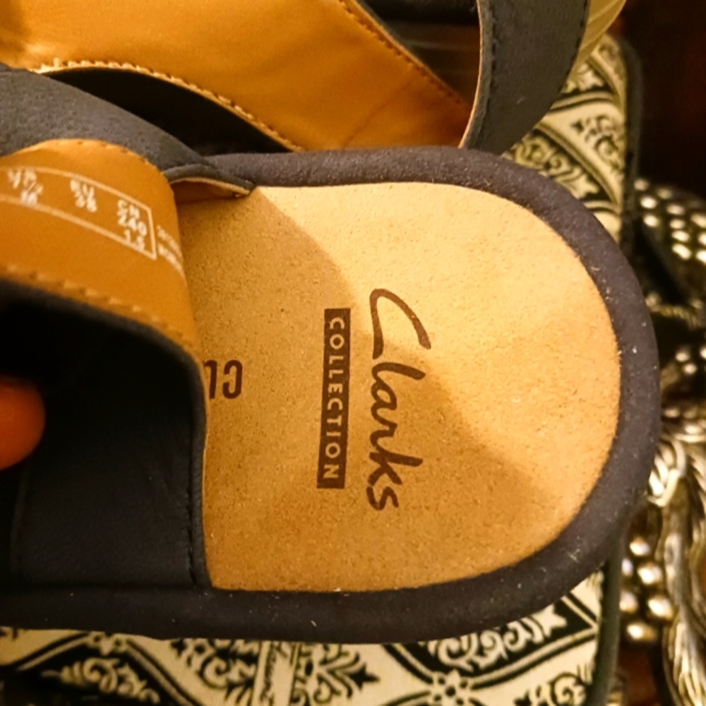 👟👟Clarks Reedly Juno Dark Gray Comfort Sandals Velcro Ortholite Size 7.5 Women